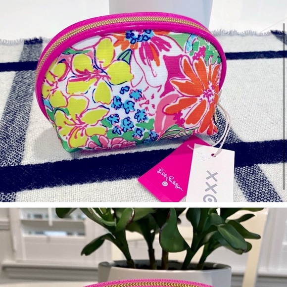 Lilly Pulitzer nwt cosmetics bags 2 a set - Picture 2 of 5